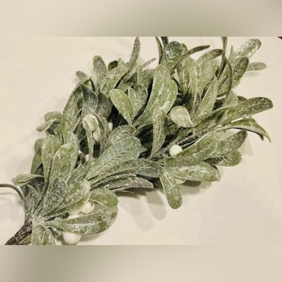 *Ice Kissed Mistletoe Pick - Picture 2 of 6